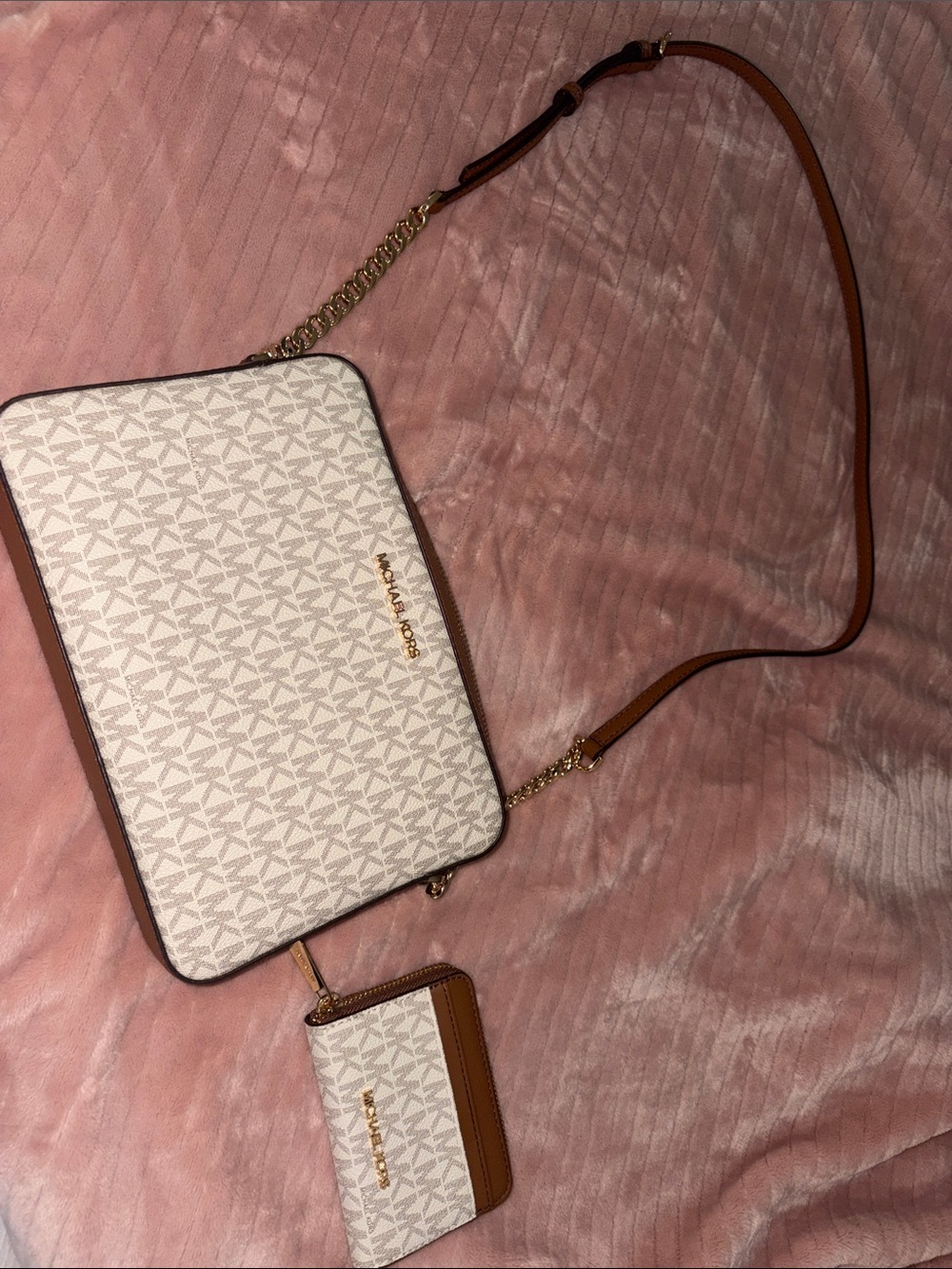 Michael Kors Cream and Tan Logo Crossbody with Cardholder